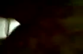 Парень снимает чеченскую подружку на камеру