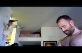 Кавказскую нимфетку смачно прут в прямом эфире