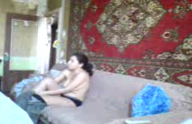 Жена со своим мужем решили поснимать порнушку