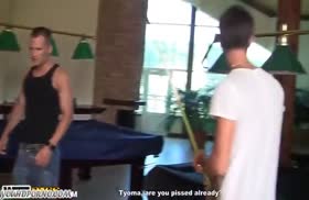 Пьяные девушки устроили совместную групповуху