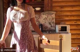 Русская доярка не против в перерыве потрахаться