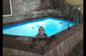 Rus slut fucks bilan uning sevgilisi sauna