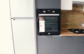 Похотливая чика с порога отдалась своему гостю