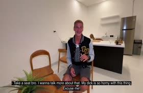 Пока тупой поц смотрит футбол его девушку прет другой