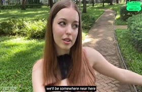 Подцепил красивую русскую деваху на прогулке