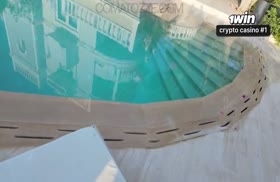 Сисястая фитоняшка быстро возбудилась на секс