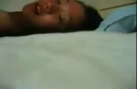 Бедная таджичка извивается от глубокого секса