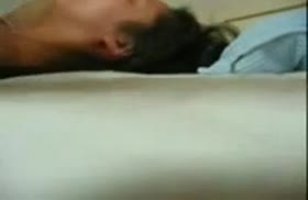 Бедная таджичка извивается от глубокого секса